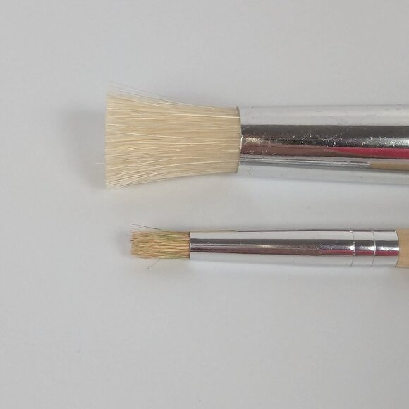 Loew Cornell Wood Handle Paintbrushes Series 1136 #10 Japan #1 China - Picture 2 of 3